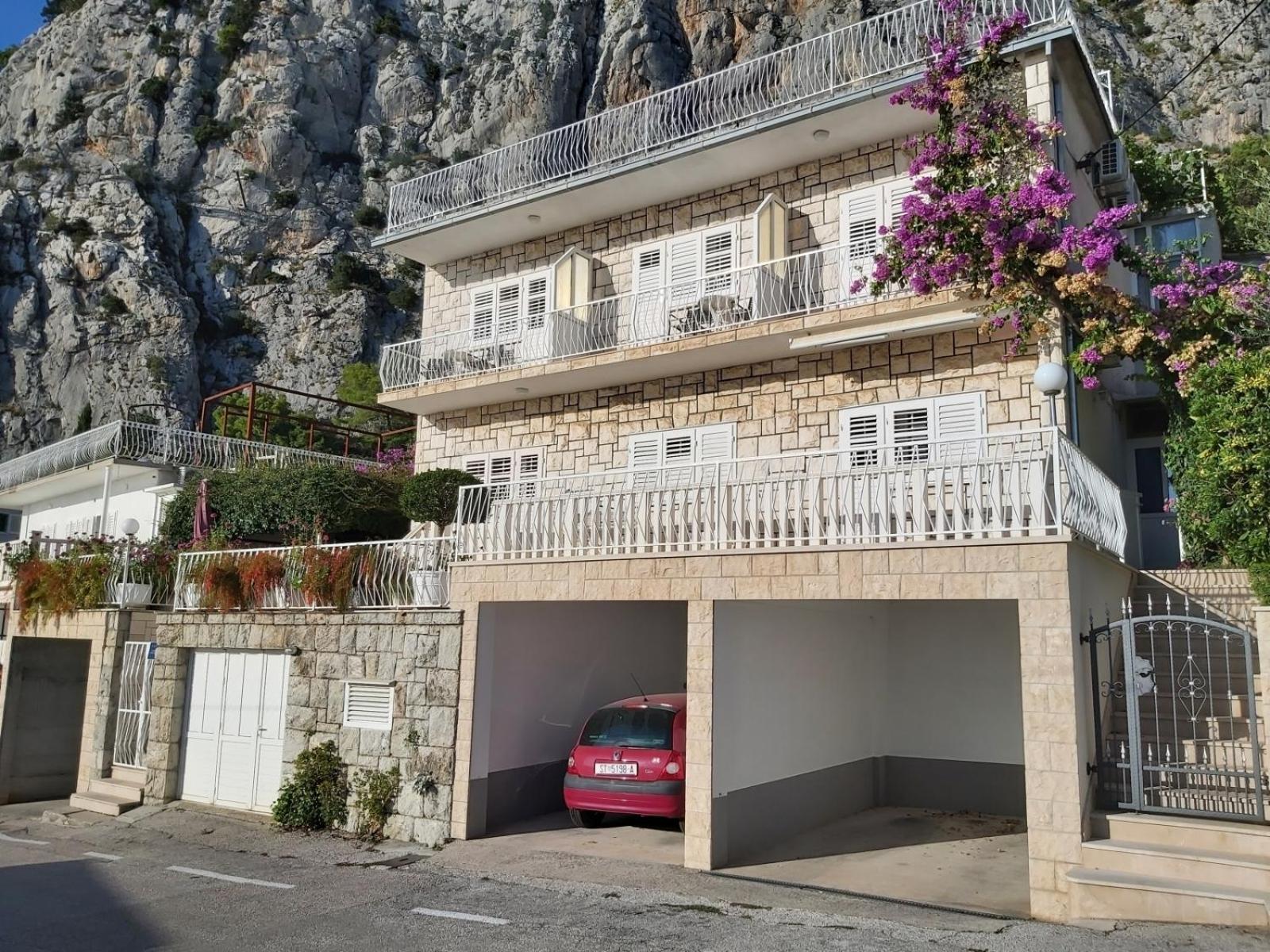 Apartment In Omis With Sea View, Balcony, Air Conditioning, Wi-Fi Exterior foto